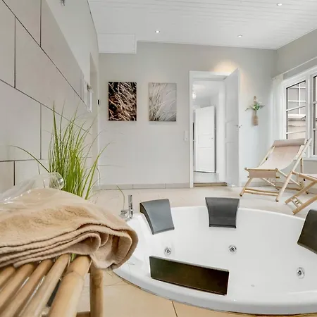 Filine - 100m From The Sea By Interhome *